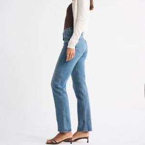 Abercrombie & Fitch mid rise 90s straight jeans NWT